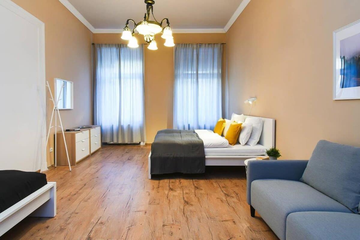 Very Central Very Spacious New Home Budapest Exterior photo